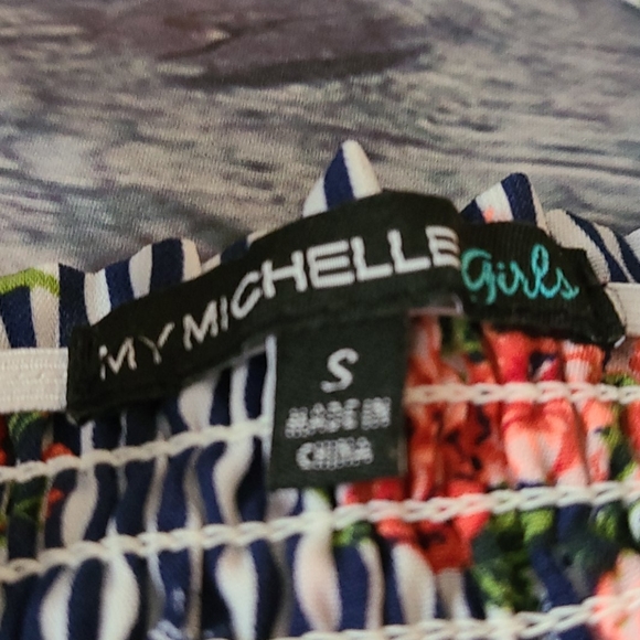 Floral Short set, size M - Picture 4 of 4